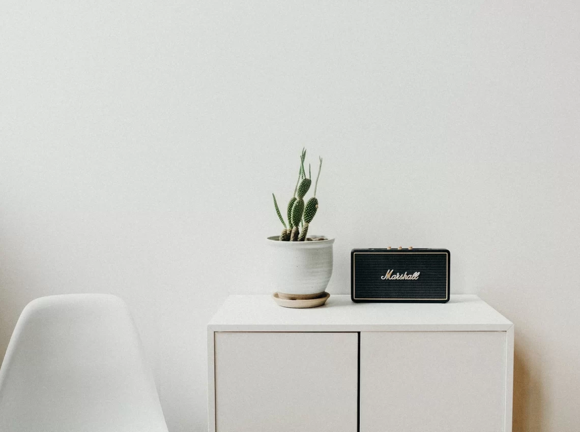 AT HOME WITH MELISSA GILBERND AND TIM BUSFIELD